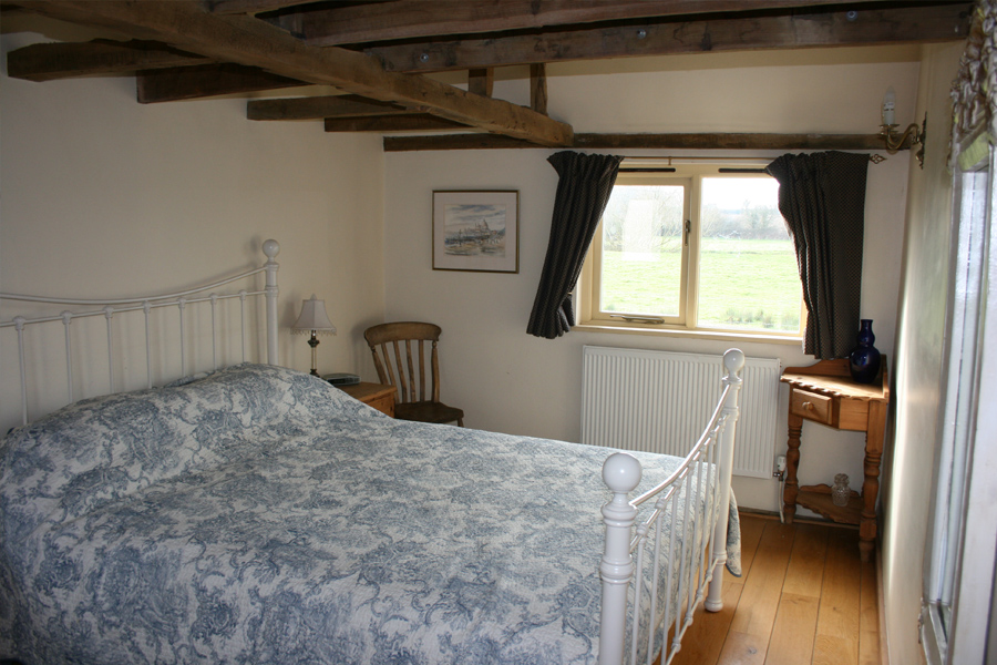Bakers Cottage - Bedroom