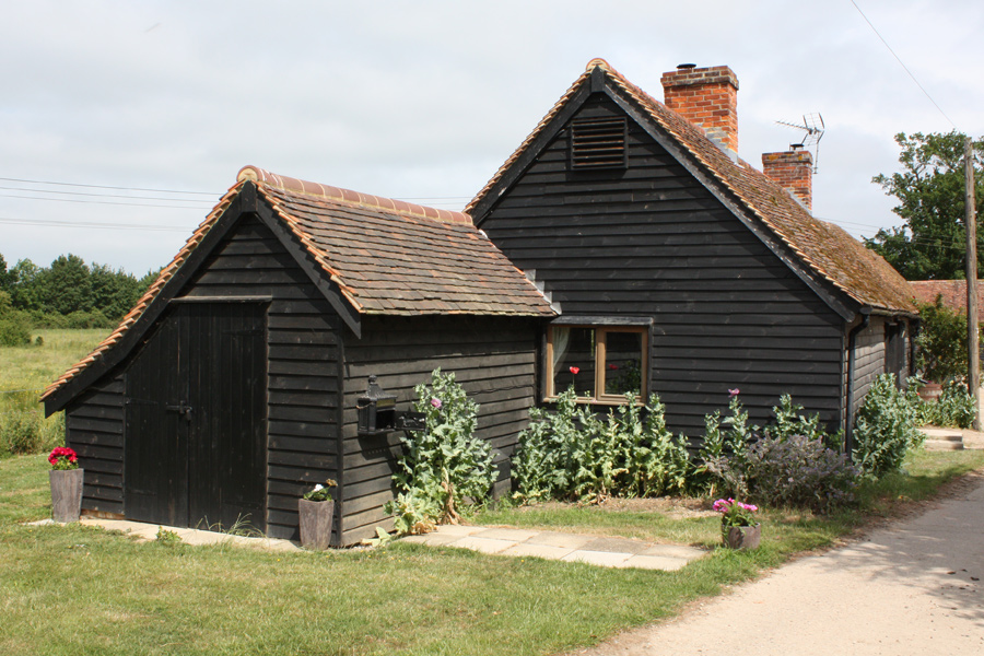Our self catering cottages set on a working farm in the Essex countryside
